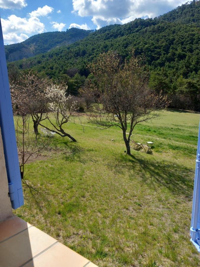 Gite La Mountagna Peyroules Exterior foto